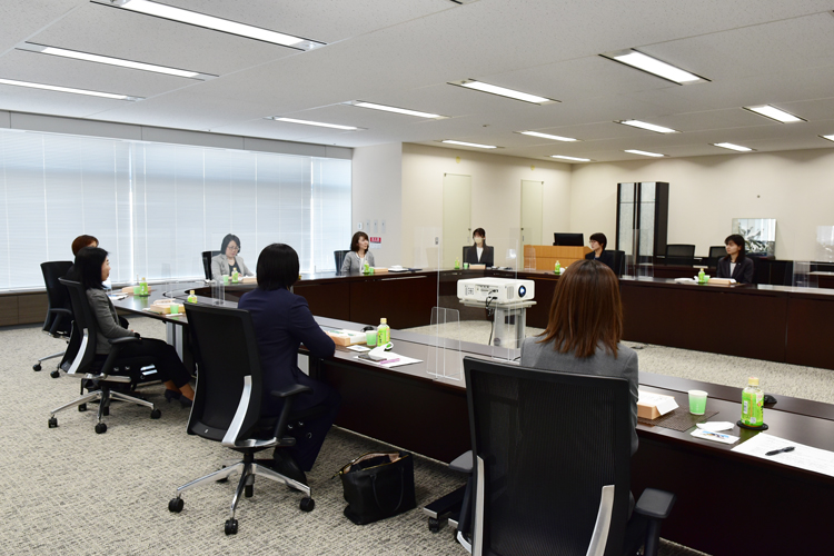 写真:キャリア座談会の様子